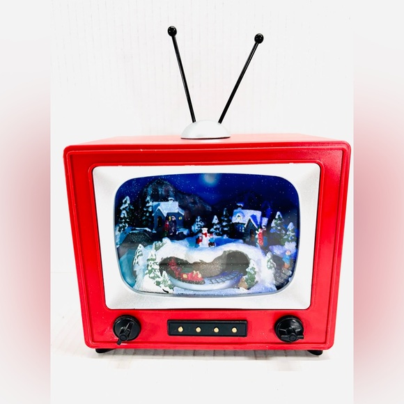 Christmas Red Retro Vintage TV Music Box Animated Train Changing Lights & Music - Picture 1 of 8